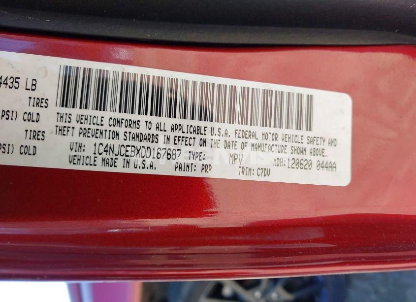 Photo 9 of 2013 Jeep Compass LATITUDE (VIN 1C4NJCEBXDD167687)