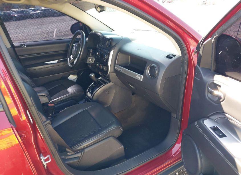 Photo 5 of 2017 Jeep Compass LATITUDE FWD (VIN 1C4NJCEBXHD163015)