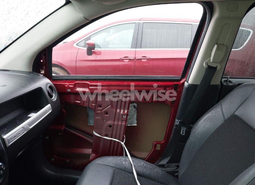 Photo 14 of 2014 Jeep Compass SPORT/NORTH (VIN 1C4NJDAB0ED804809)