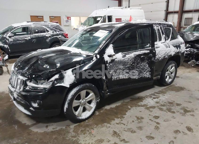 Photo 2 of 2014 Jeep Compass SPORT/NORTH (VIN 1C4NJDAB5ED805261)