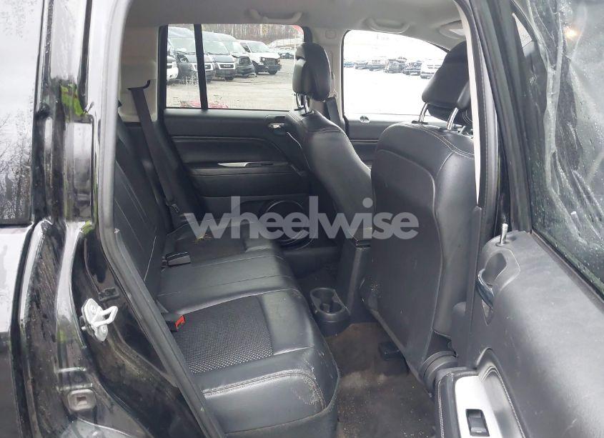 Photo 8 of 2015 Jeep Compass SPORT/NORTH (VIN 1C4NJDAB9FD101081)