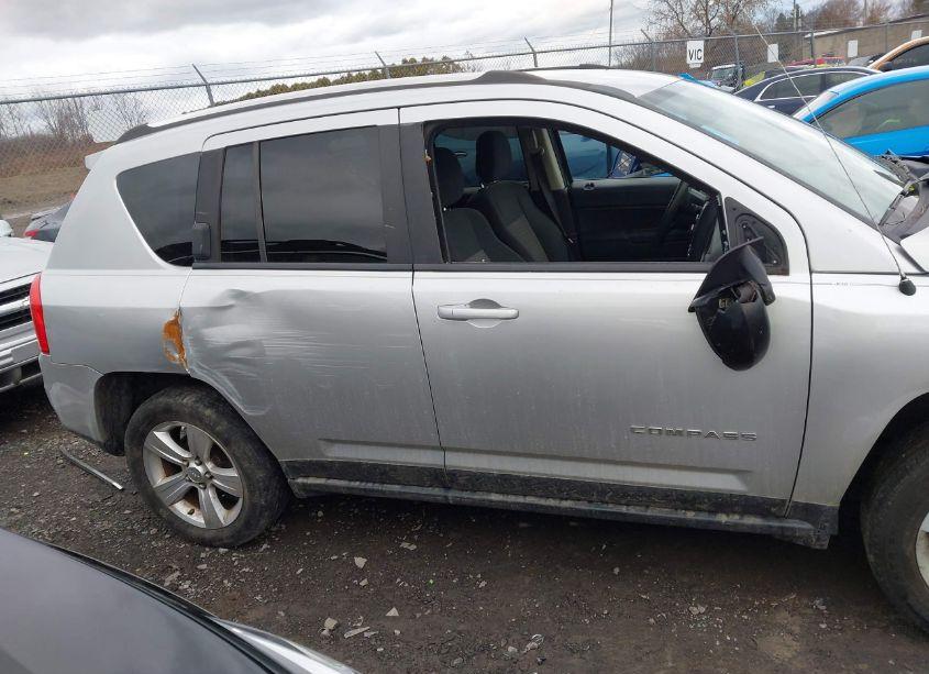 Photo 6 of 2012 Jeep Compass SPORT (VIN 1C4NJDBB0CD651246)