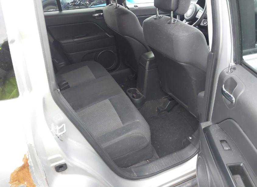 Photo 8 of 2012 Jeep Compass SPORT (VIN 1C4NJDBB0CD651246)