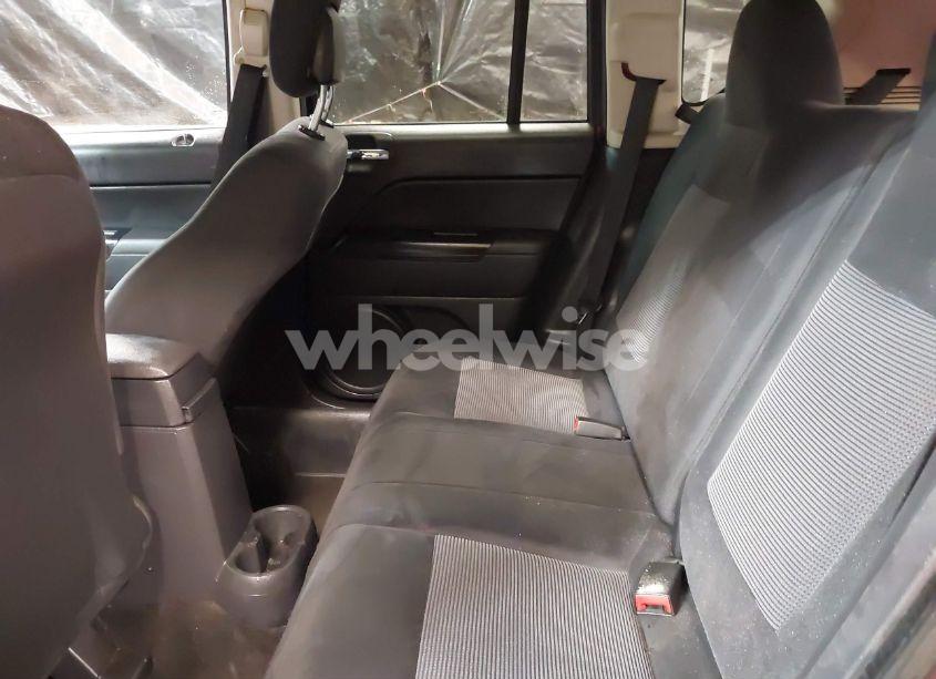 Photo 8 of 2014 Jeep Compass SPORT (VIN 1C4NJDBB0ED503634)