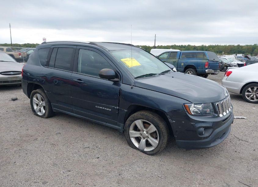 2014 Jeep Compass SPORT (VIN 1C4NJDBB0ED661357) main photo