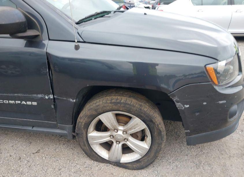 Photo 6 of 2014 Jeep Compass SPORT (VIN 1C4NJDBB0ED661357)