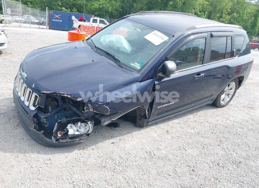 Photo 2 of 2014 Jeep Compass SPORT (VIN 1C4NJDBB0ED734498)