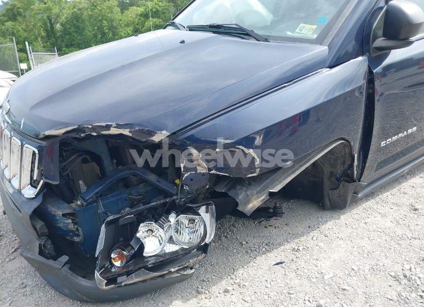 Photo 6 of 2014 Jeep Compass SPORT (VIN 1C4NJDBB0ED734498)