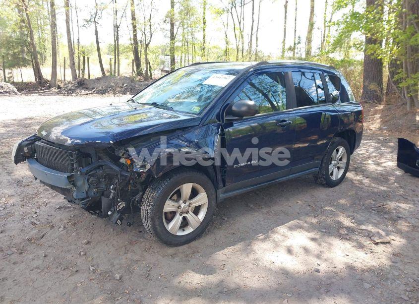 Photo 2 of 2014 Jeep Compass SPORT (VIN 1C4NJDBB0ED880383)