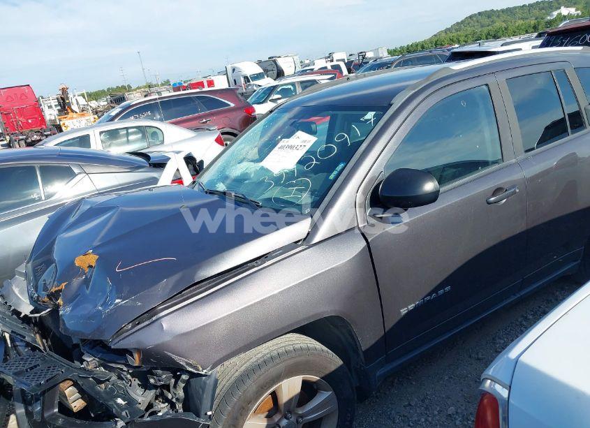 Photo 2 of 2016 Jeep Compass SPORT (VIN 1C4NJDBB0GD511414)
