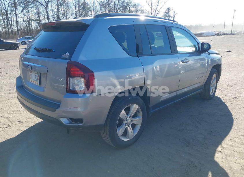 Photo 4 of 2016 Jeep Compass SPORT (VIN 1C4NJDBB0GD520629)