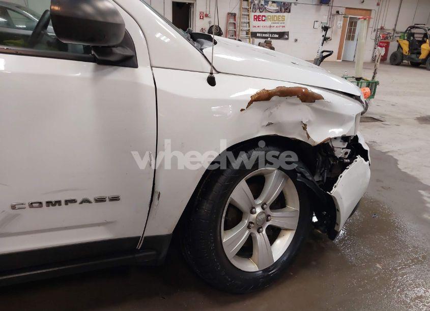 Photo 18 of 2016 Jeep Compass SPORT (VIN 1C4NJDBB0GD571810)