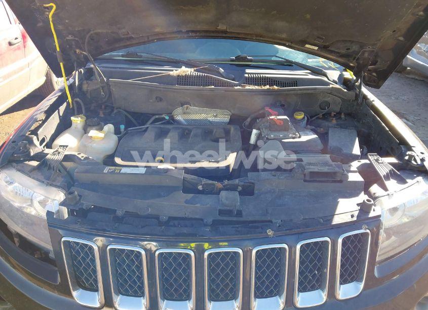 Photo 10 of 2016 Jeep Compass SPORT (VIN 1C4NJDBB0GD571824)