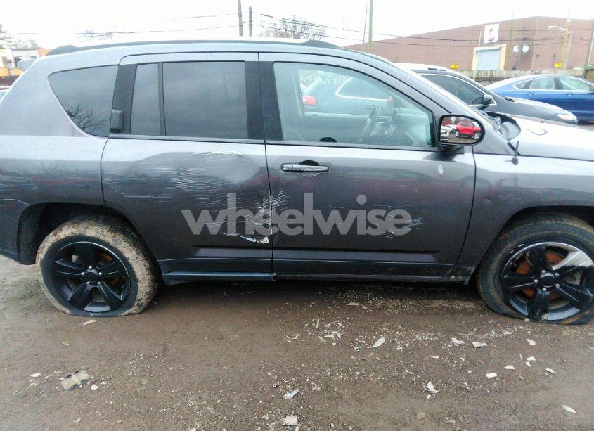 Photo 6 of 2016 Jeep Compass SPORT (VIN 1C4NJDBB0GD635943)