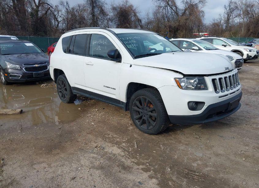 2016 Jeep Compass SPORT SE (VIN 1C4NJDBB0GD737551) main photo