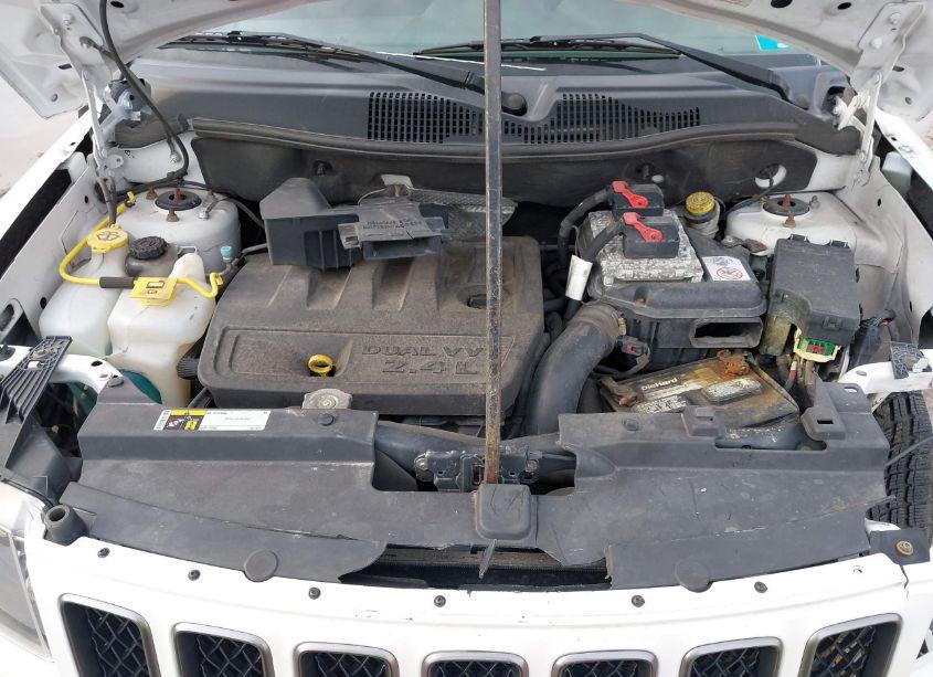 Photo 10 of 2016 Jeep Compass SPORT SE (VIN 1C4NJDBB0GD737551)