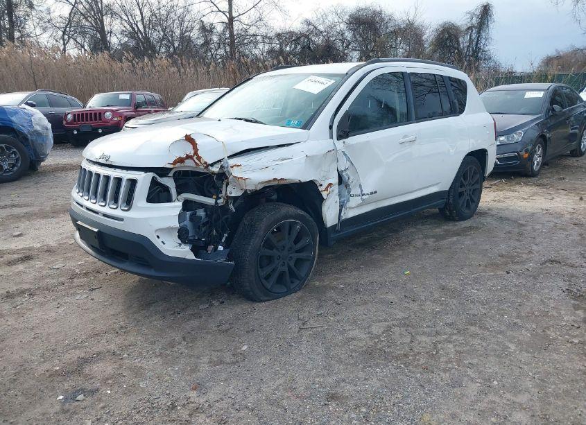 Photo 2 of 2016 Jeep Compass SPORT SE (VIN 1C4NJDBB0GD737551)