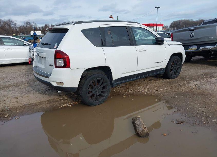 Photo 4 of 2016 Jeep Compass SPORT SE (VIN 1C4NJDBB0GD737551)
