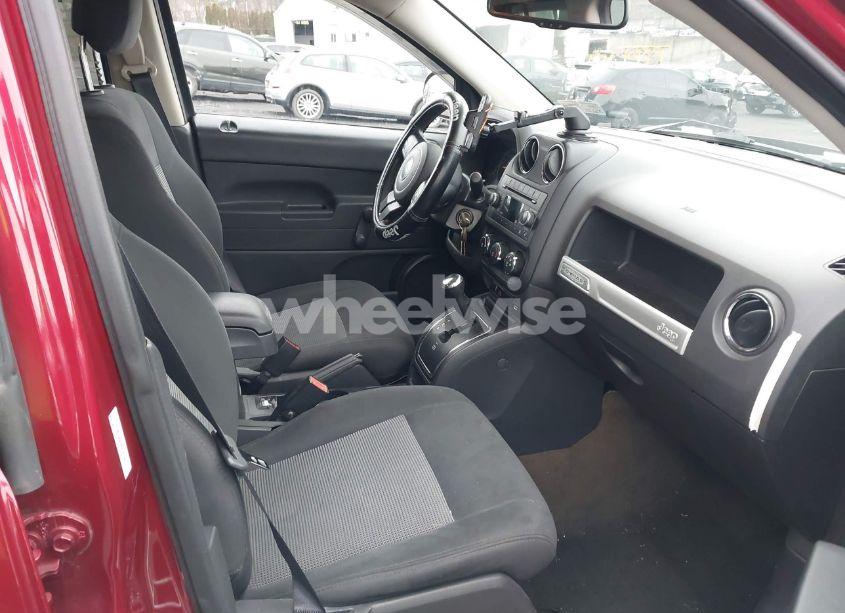 Photo 5 of 2017 Jeep Compass SPORT 4X4 (VIN 1C4NJDBB0HD154740)