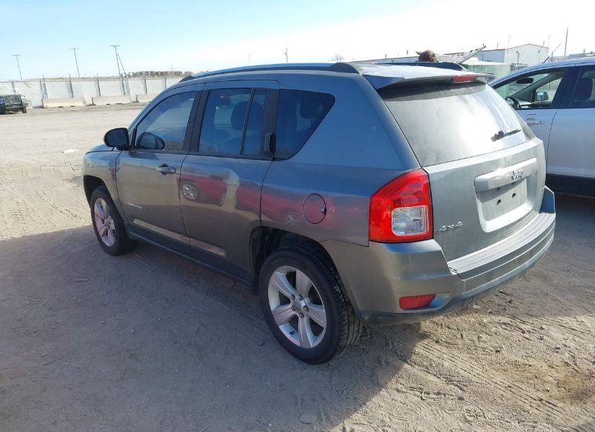 Photo 3 of 2013 Jeep Compass SPORT (VIN 1C4NJDBB1DD108425)