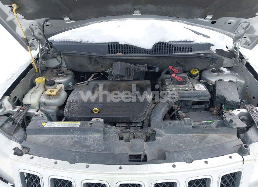 Photo 10 of 2013 Jeep Compass SPORT (VIN 1C4NJDBB1DD113866)