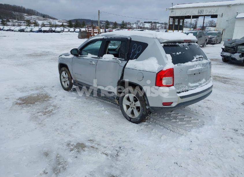 Photo 3 of 2013 Jeep Compass SPORT (VIN 1C4NJDBB1DD113866)