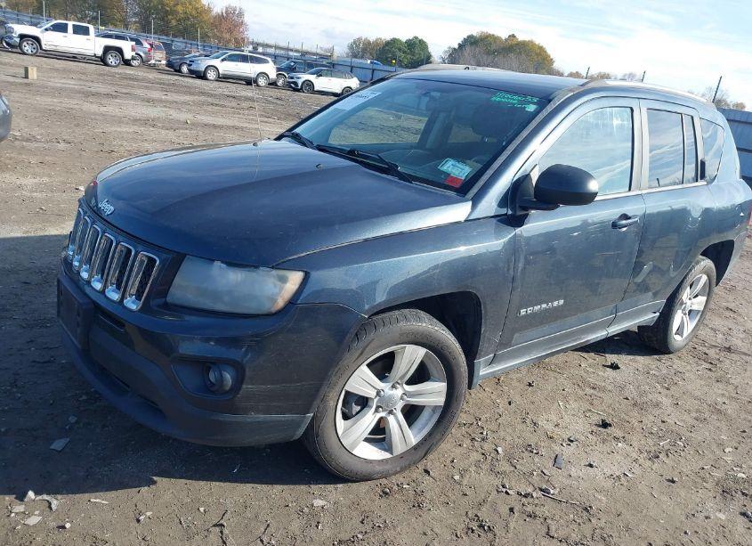 Photo 2 of 2014 Jeep Compass SPORT (VIN 1C4NJDBB1ED572641)