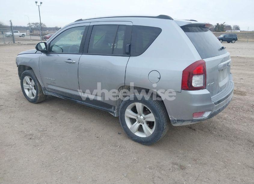Photo 3 of 2015 Jeep Compass SPORT (VIN 1C4NJDBB1FD248316)