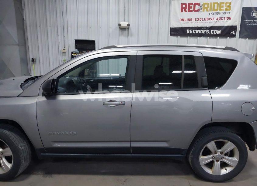 Photo 15 of 2016 Jeep Compass SPORT (VIN 1C4NJDBB1GD662956)
