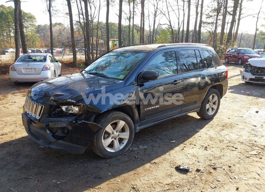 Photo 2 of 2016 Jeep Compass SPORT (VIN 1C4NJDBB1GD757467)