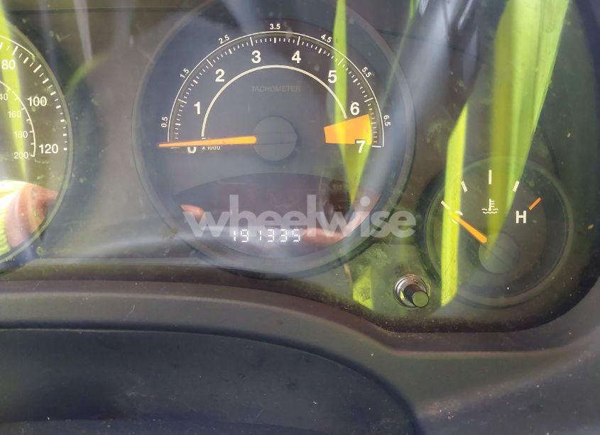 Photo 7 of 2014 Jeep Compass SPORT (VIN 1C4NJDBB2ED623404)