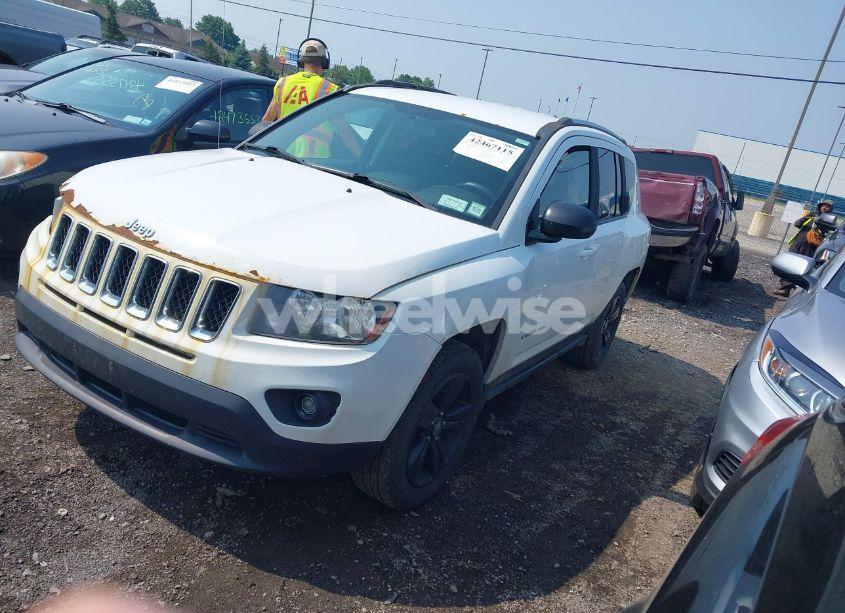Photo 2 of 2014 Jeep Compass SPORT (VIN 1C4NJDBB2ED926957)