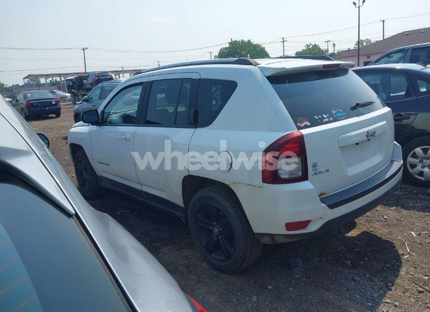 Photo 3 of 2014 Jeep Compass SPORT (VIN 1C4NJDBB2ED926957)