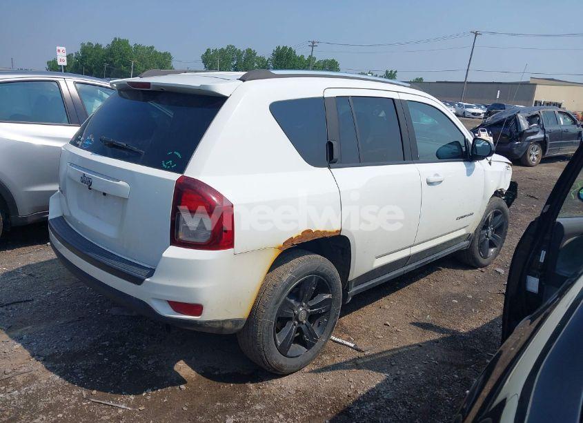 Photo 4 of 2014 Jeep Compass SPORT (VIN 1C4NJDBB2ED926957)
