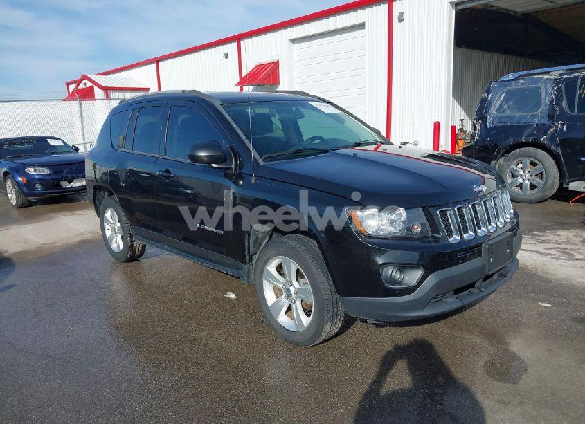 2015 Jeep Compass SPORT (VIN 1C4NJDBB2FD283091) main photo