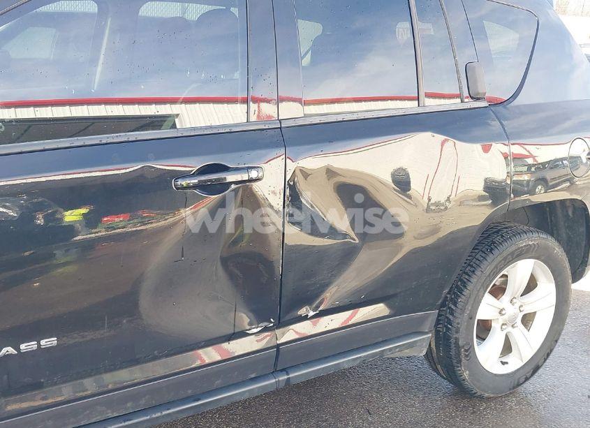 Photo 6 of 2015 Jeep Compass SPORT (VIN 1C4NJDBB2FD283091)