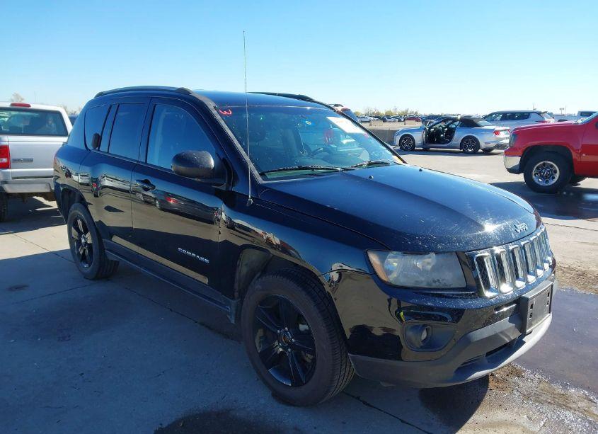 2016 Jeep Compass SPORT (VIN 1C4NJDBB2GD647124) main photo