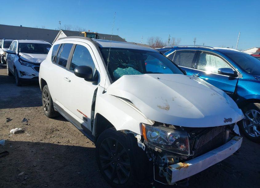 2016 Jeep Compass 75TH ANNIVERSARY (VIN 1C4NJDBB2GD707399) main photo