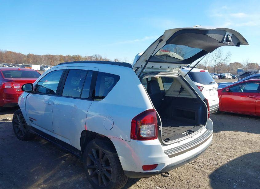 Photo 3 of 2016 Jeep Compass 75TH ANNIVERSARY (VIN 1C4NJDBB2GD707399)