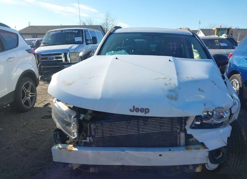 Photo 6 of 2016 Jeep Compass 75TH ANNIVERSARY (VIN 1C4NJDBB2GD707399)