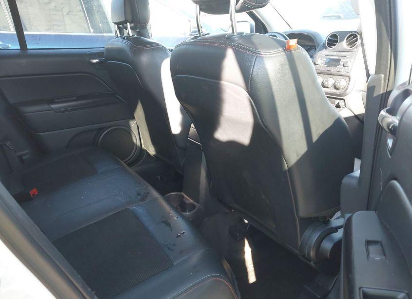 Photo 8 of 2016 Jeep Compass 75TH ANNIVERSARY (VIN 1C4NJDBB2GD707399)