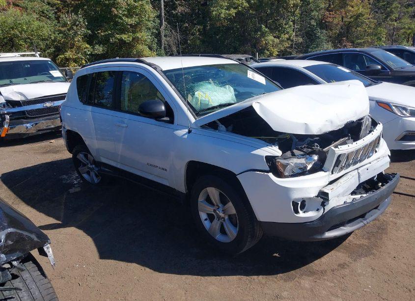 2016 Jeep Compass SPORT (VIN 1C4NJDBB2GD724719) main photo