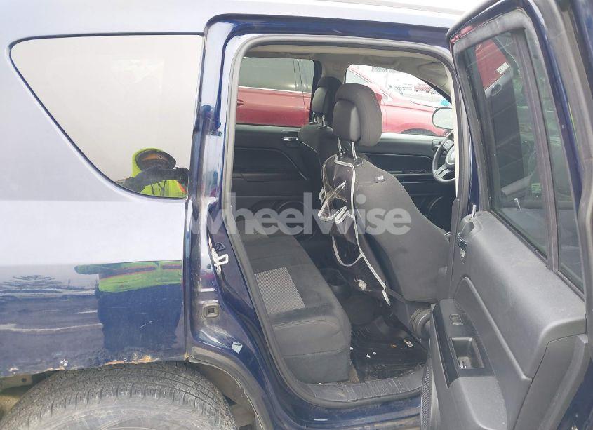 Photo 8 of 2017 Jeep Compass SPORT 4X4 (VIN 1C4NJDBB2HD105927)