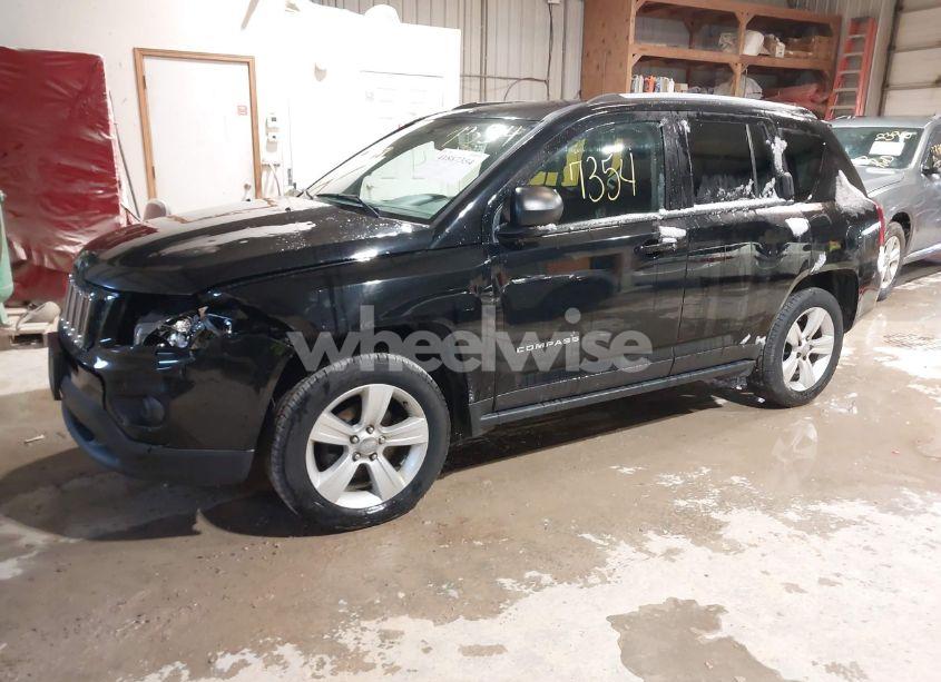 Photo 2 of 2017 Jeep Compass SPORT 4X4 (VIN 1C4NJDBB2HD143965)