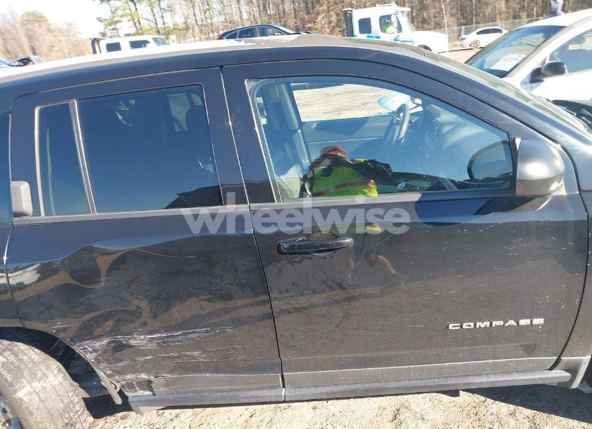 Photo 13 of 2017 Jeep Compass SPORT 4X4 (VIN 1C4NJDBB2HD154612)