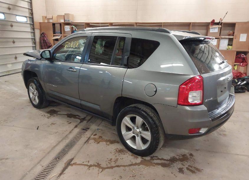 Photo 3 of 2013 Jeep Compass SPORT (VIN 1C4NJDBB3DD108748)