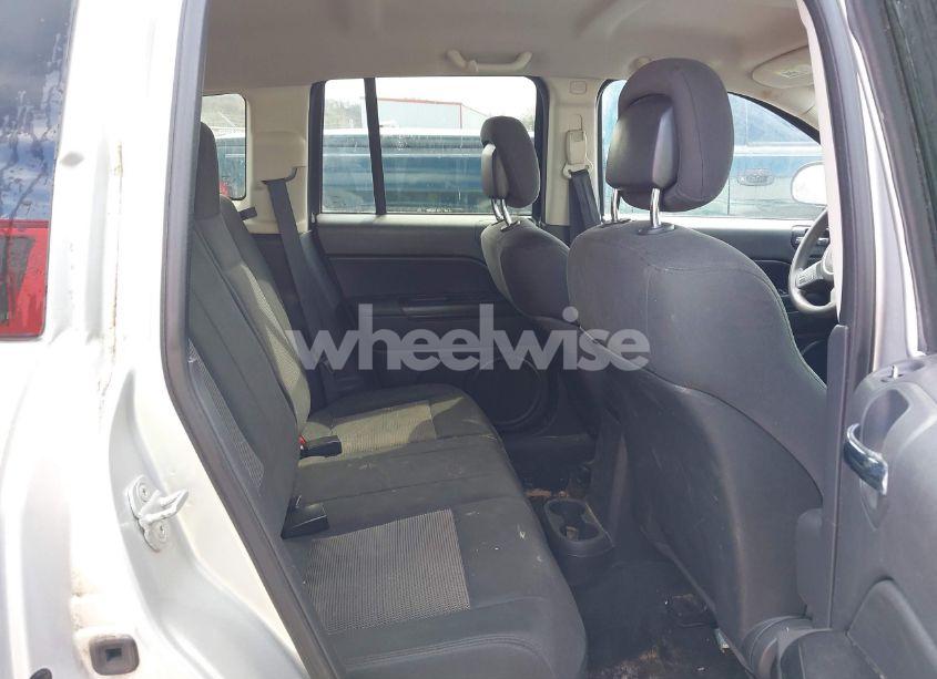 Photo 8 of 2013 Jeep Compass SPORT (VIN 1C4NJDBB3DD129423)