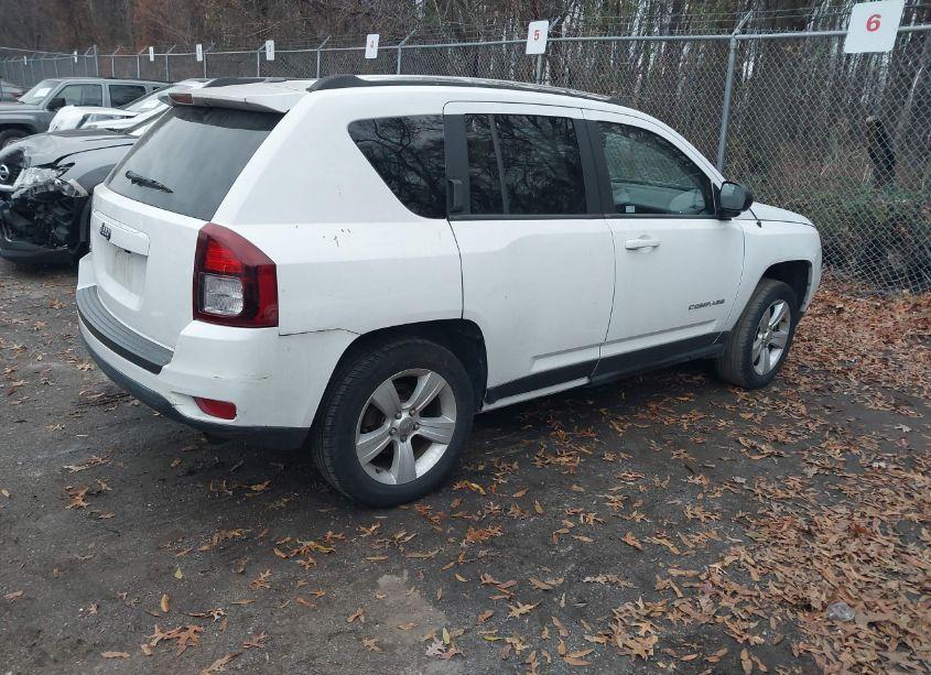 Photo 4 of 2014 Jeep Compass SPORT (VIN 1C4NJDBB3ED532884)