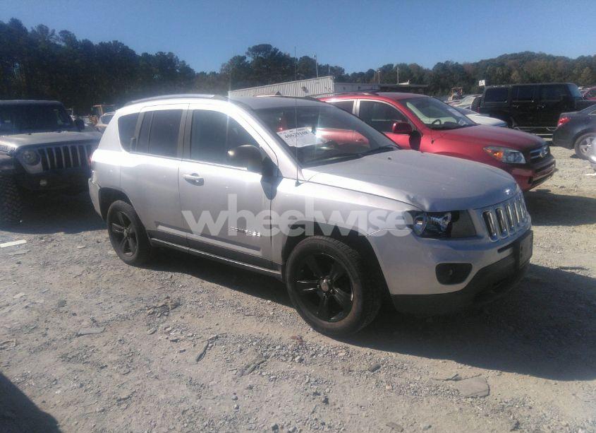 2014 Jeep Compass SPORT (VIN 1C4NJDBB3ED567683) main photo