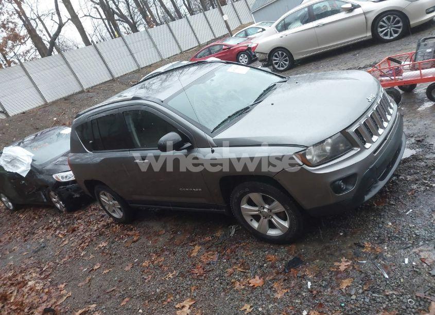 Photo 13 of 2014 Jeep Compass SPORT (VIN 1C4NJDBB3ED592213)